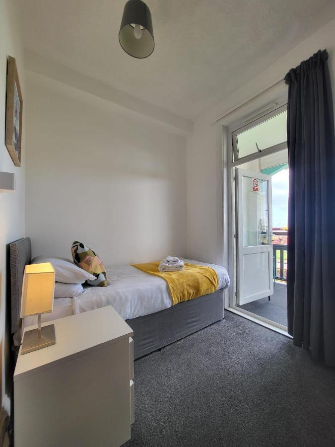 Beach Hotel Torbay B&B เพนตัน ภายนอก รูปภาพ