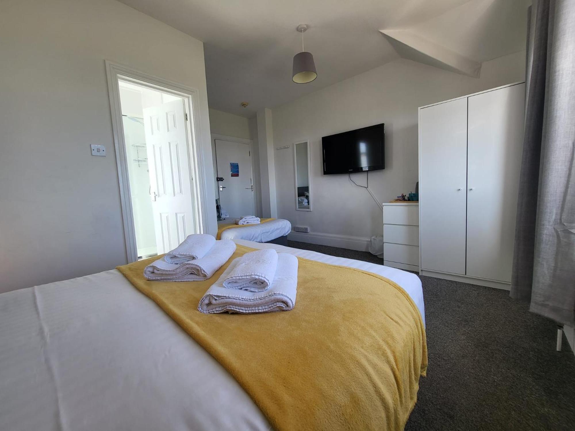 Beach Hotel Torbay B&B เพนตัน ภายนอก รูปภาพ